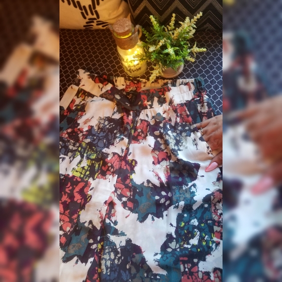 BCBG MaxAzria - High Waisted Wide Leg Pant - Picture 5 of 11